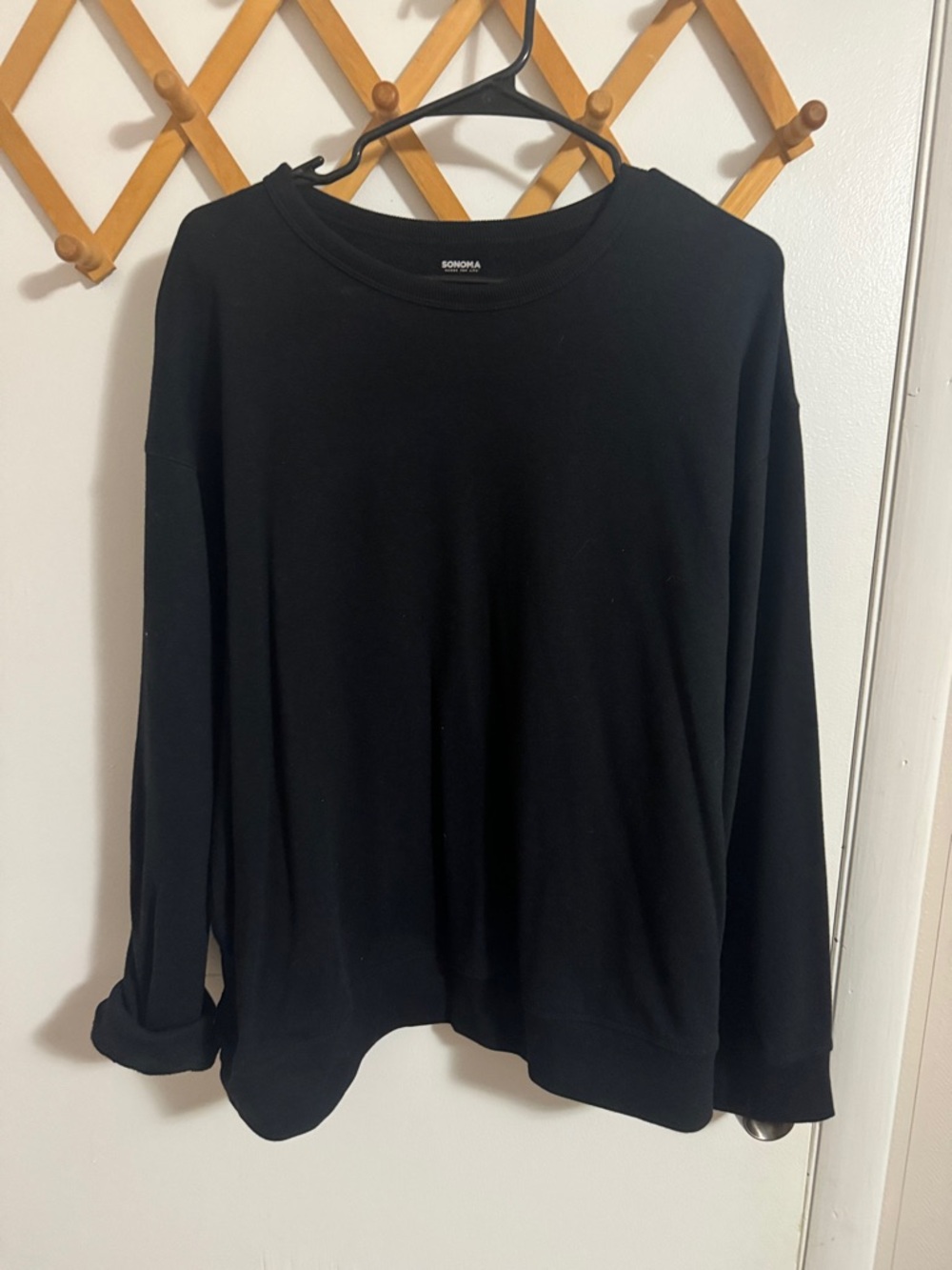 Sonoma Black Crewneck Pullover Sweater